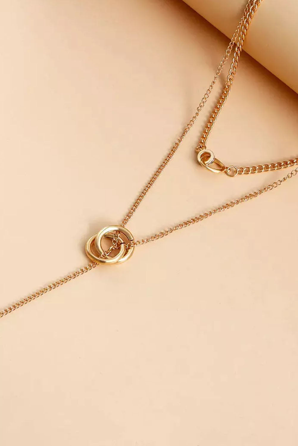 Ring Pendant Decor Double-Layered Choker Necklace